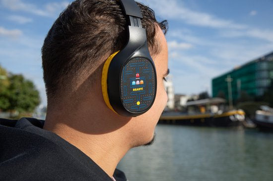 Konix Pac-Man - draadloze koptelefoon - 30 uur speeltijd - microfoon - bluetooth 5.3 - verstelbaar