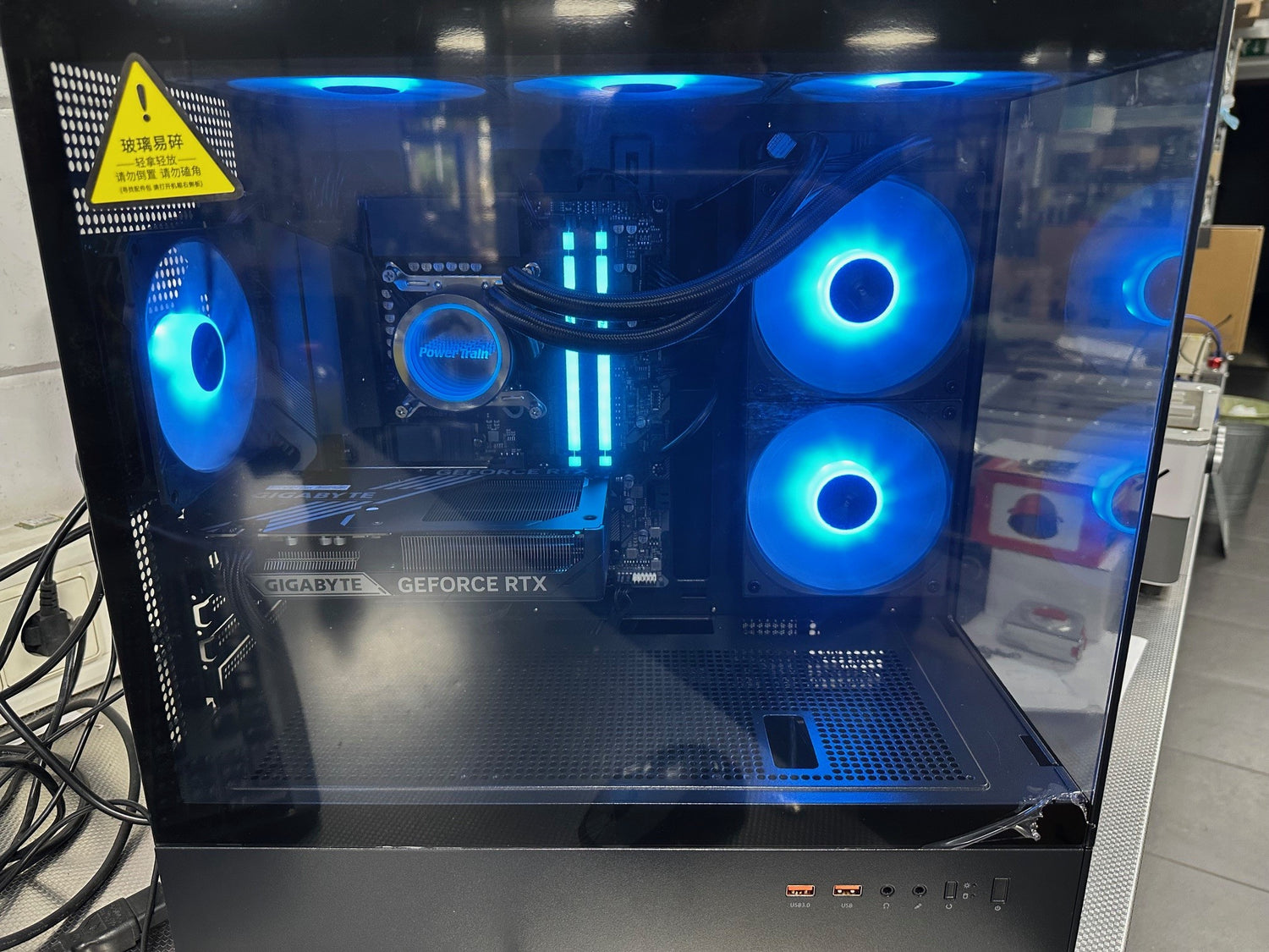 Hedo gaming desktop GPC-I7-14700KF, 1TB NVmeopslag, 32GB , Nvidia RTX5060Ti, W11H (kopie)