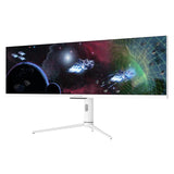 Special white edition gaming desktop met 44” monitor